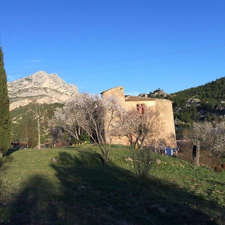 Maison A Aix En Provence Au Pied De La Sainte Victoire Beaurecueil Exterior foto