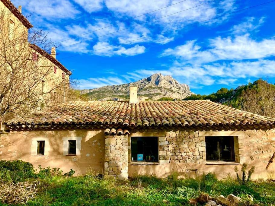 Maison A Aix En Provence Au Pied De La Sainte Victoire Beaurecueil Exterior foto